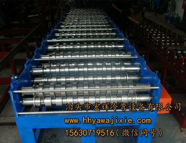 澳式卷簾門設(shè)備